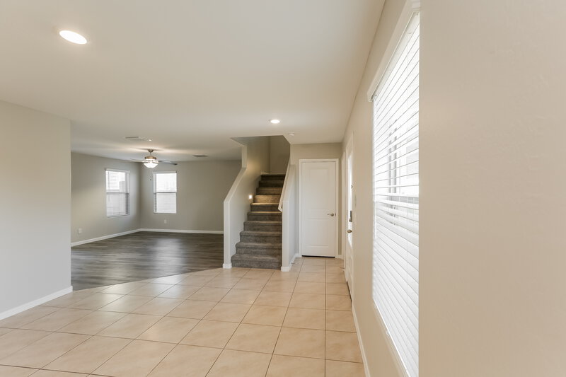 1,955/Mo, 8039 W Agora Ln Phoenix, AZ 85043 Dining Room View