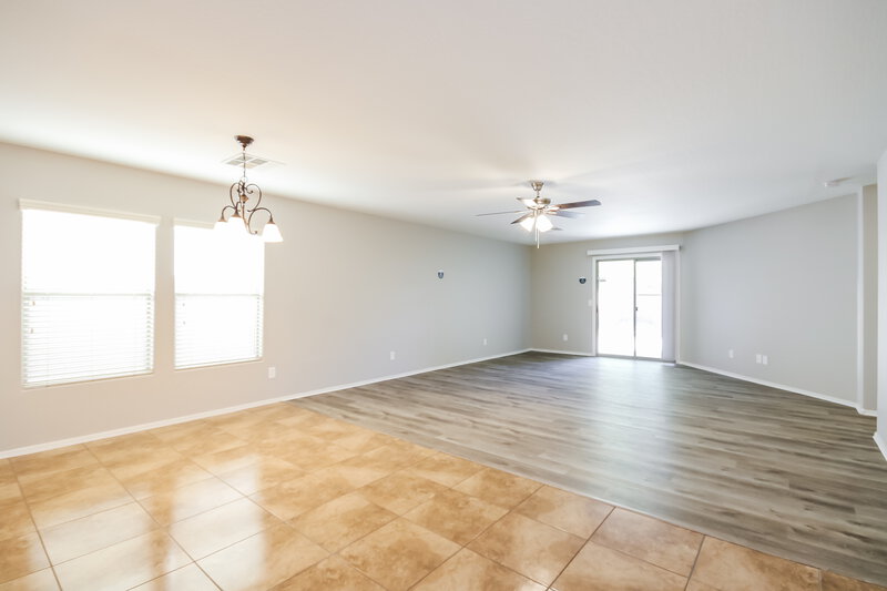 1,905/Mo, 11855 W Robin Ct Sun City, AZ 85373 Dining Room View