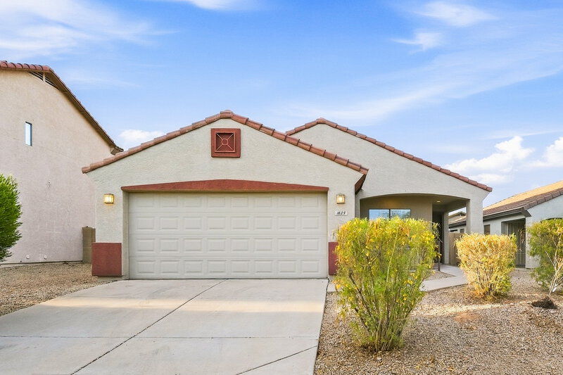 2,065/Mo, 1629 W Burgess Ln Phoenix, AZ 85041 External View