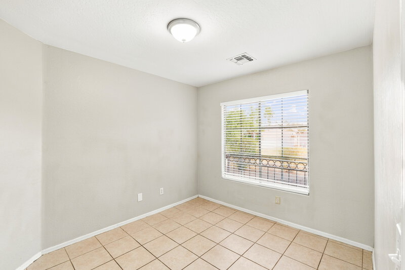 2,065/Mo, 1629 W Burgess Ln Phoenix, AZ 85041 Bedroom View 3