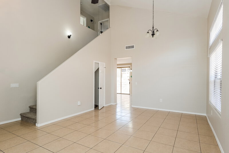3,420/Mo, 8930 E Capri Ave Mesa, AZ 85208 Living Room View
