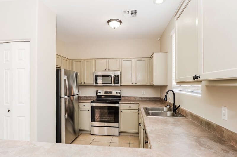 2,350/Mo, 8930 E Capri Ave Mesa, AZ 85208 Misc View 6