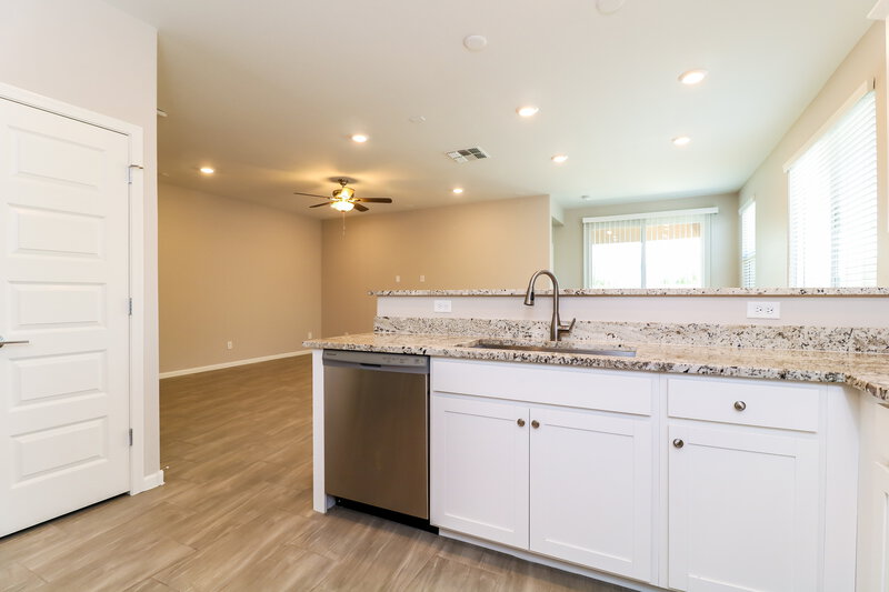 2,110/Mo, 20251 W Buchanan St Buckeye, AZ 85326 Kitchen View