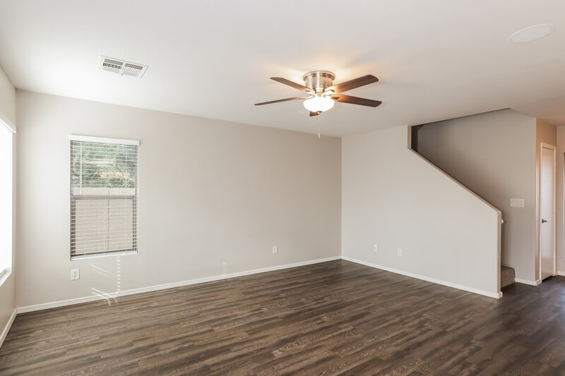 3,070/Mo, 16761 W Maricopa St Goodyear, AZ 85338 Living Room View 2