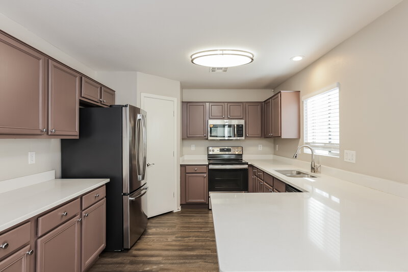 3,070/Mo, 16761 W Maricopa St Goodyear, AZ 85338 Kitchen View