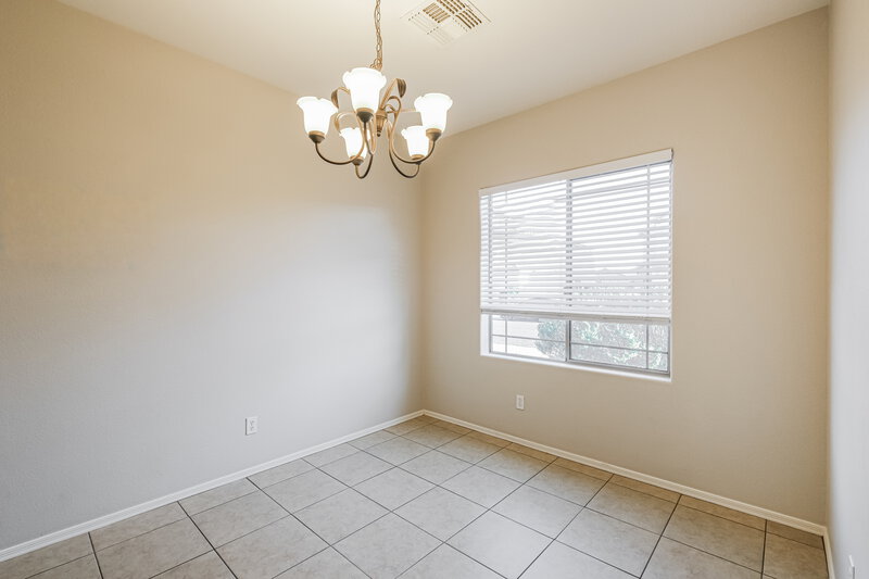 2,110/Mo, 11722 W Lincoln St Avondale, AZ 85323 Dining Room View