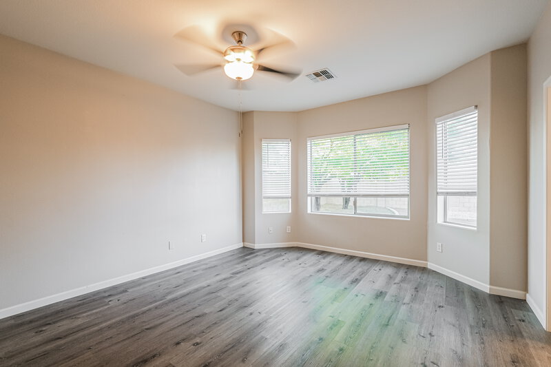 2,110/Mo, 11722 W Lincoln St Avondale, AZ 85323 Main Bedroom View