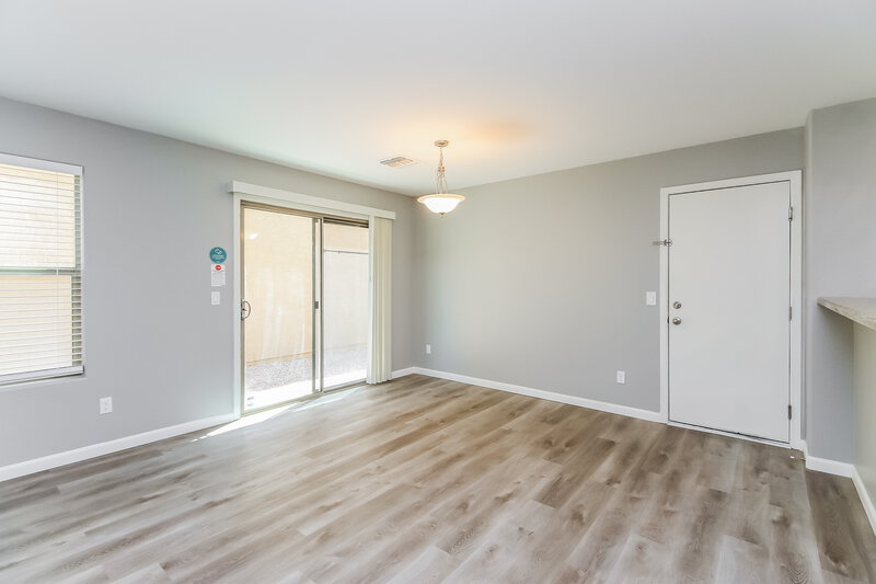 2,325/Mo, 1065 S Cheshire Ln Gilbert, AZ 85296 Dining Room View