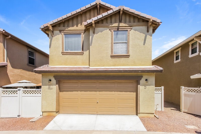 2,325/Mo, 1065 S Cheshire Ln Gilbert, AZ 85296 Garage View