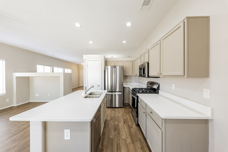 1,950/Mo, 16862 W Post Dr Surprise, AZ 85388 Kitchen View