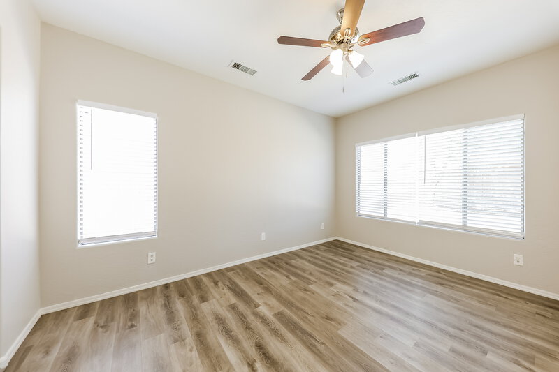1,950/Mo, 16862 W Post Dr Surprise, AZ 85388 Main Bedroom View 2