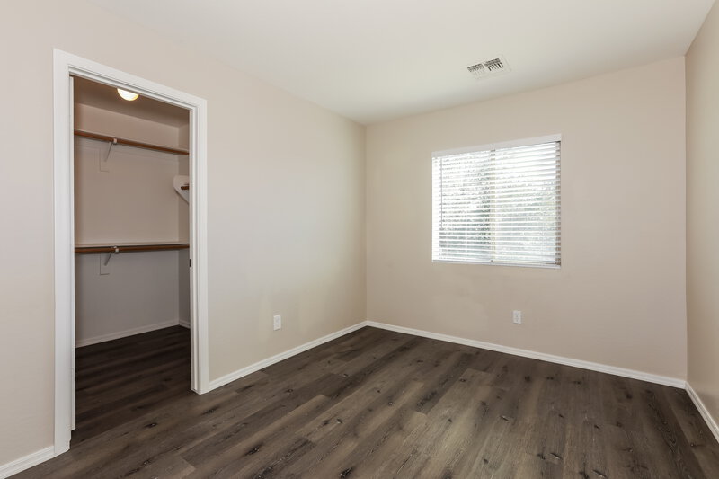 2,035/Mo, 39392 N Marla Cir San Tan Valley, AZ 85140 Bedroom View 2