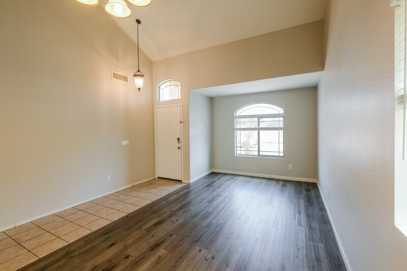 2,180/Mo, 3202 S Justin Dr Tolleson, AZ 85353 Living Room View