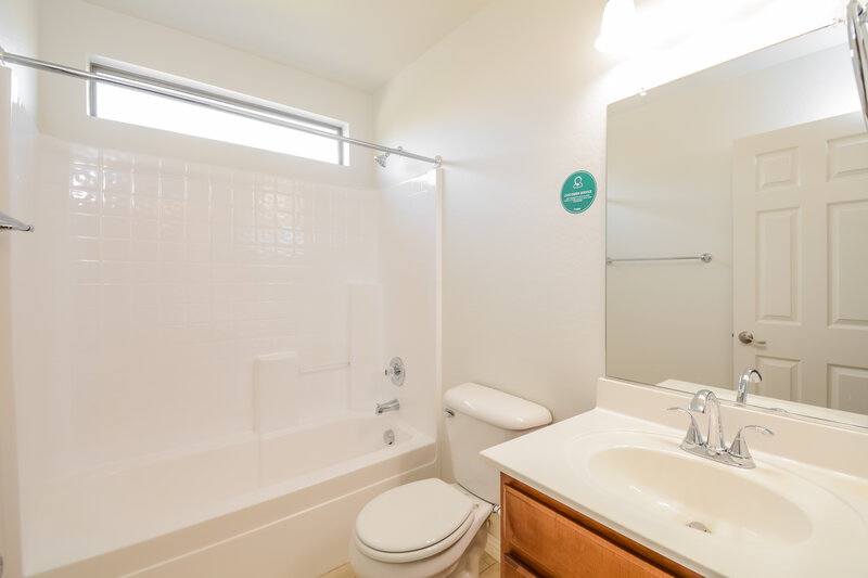 2,465/Mo, 3202 S Justin Dr Tolleson, AZ 85353 Bathroom View
