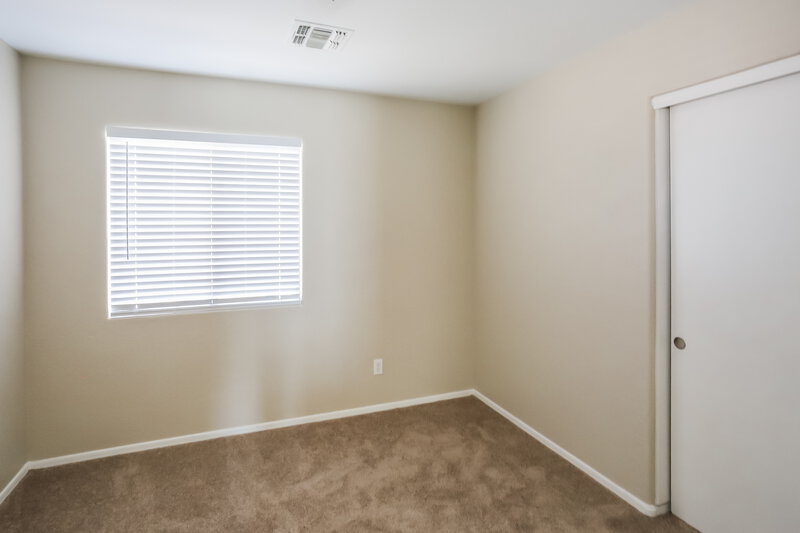 2,375/Mo, 10425 W Miami St Tolleson, AZ 85353 bedroom View