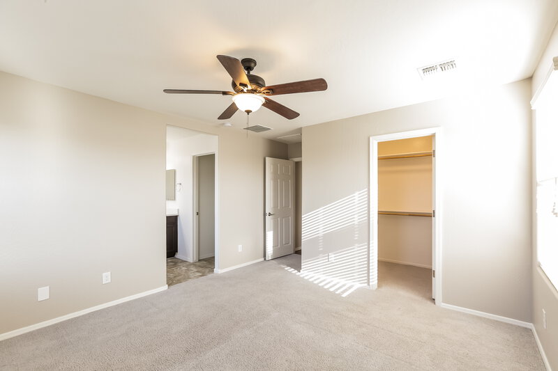 2,020/Mo, 4830 W St Anne Ave Laveen, AZ 85339 Main Bedroom View 2