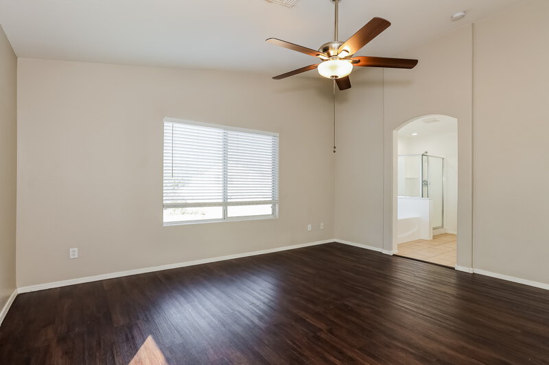 2,050/Mo, 7258 W Crown King Rd Phoenix, AZ 85043 Main Bedroom View