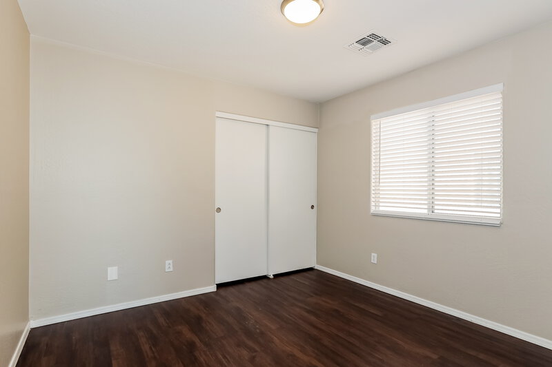 2,050/Mo, 7258 W Crown King Rd Phoenix, AZ 85043 Bedroom View 3