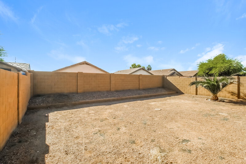 1,625/Mo, 12613 W Bloomfield Rd El Mirage, AZ 85335 Rear View