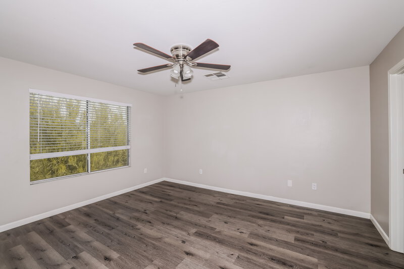 2,115/Mo, 4125 W Park St Phoenix, AZ 85041 Main Bedroom View 2