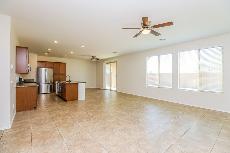 2,280/Mo, 23754 S 209th St Queen Creek, AZ 85142 Living Room View 3