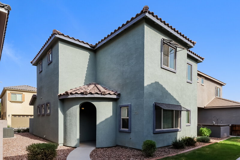 2,005/Mo, 1726 W Minton St Phoenix, AZ 85041 External View