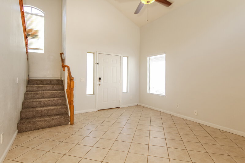 2,095/Mo, 8802 E University Dr Unit 63 Mesa, AZ 85207 Living Room View