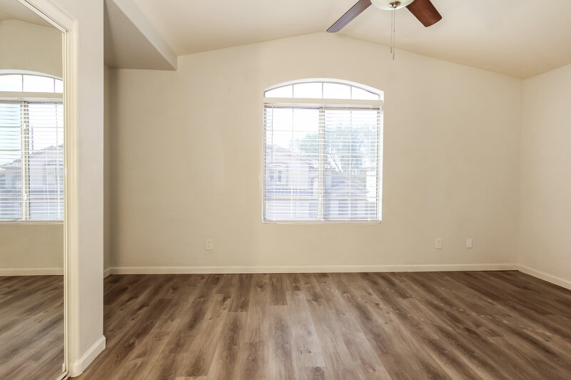 2,095/Mo, 8802 E University Dr Unit 63 Mesa, AZ 85207 Main Bedroom View