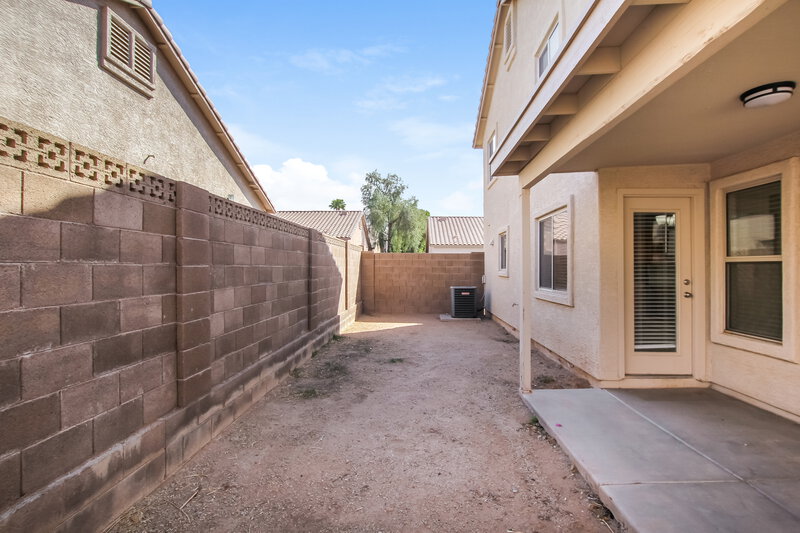 2,095/Mo, 8802 E University Dr Unit 63 Mesa, AZ 85207 Rear View 2