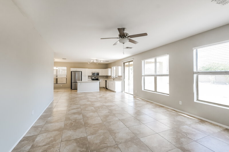 2,310/Mo, 11809 W Hopi St Avondale, AZ 85323 Living Room View