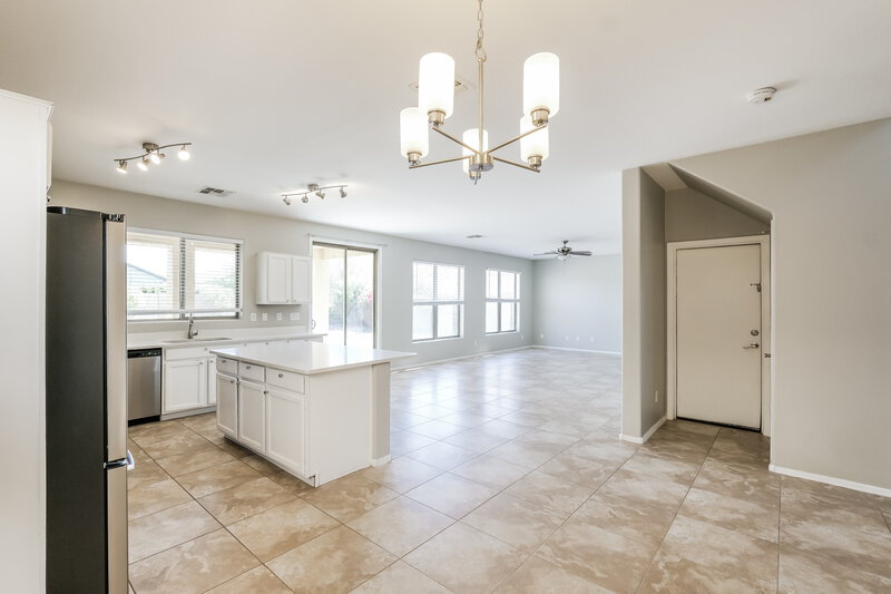 2,310/Mo, 11809 W Hopi St Avondale, AZ 85323 Dining Room View 2