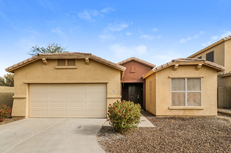 2,350/Mo, 1701 117th Dr Avondale, AZ 85323 External View
