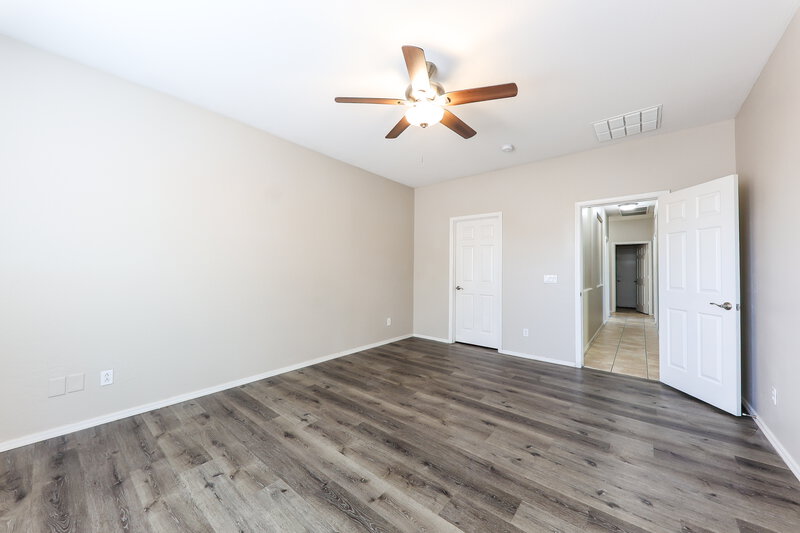 2,075/Mo, 1701 S 117th Dr Avondale, AZ 85323 Main Bedroom View