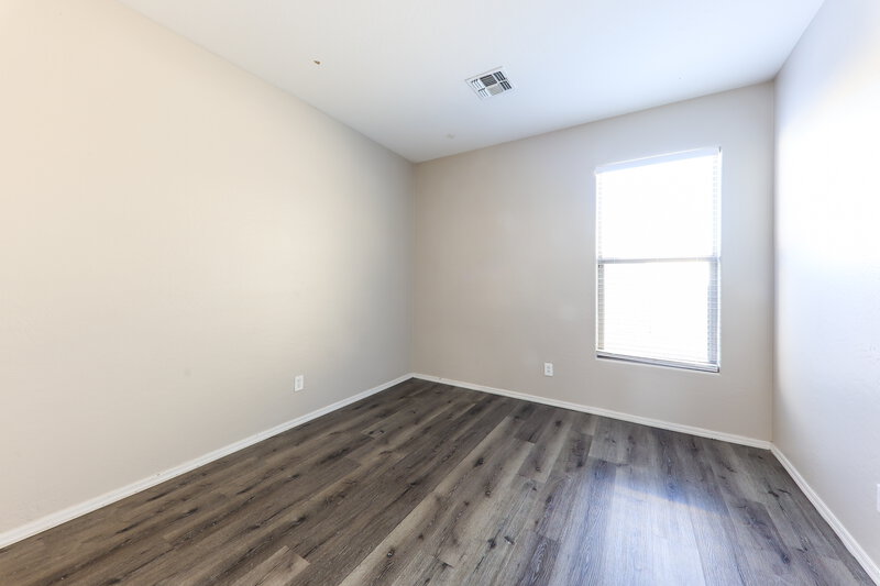 2,075/Mo, 1701 S 117th Dr Avondale, AZ 85323 Bedroom View 3