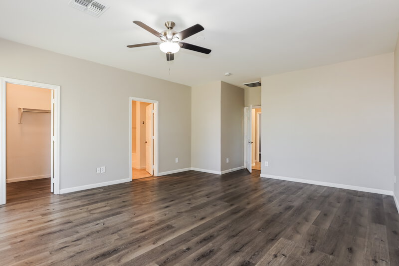 2,330/Mo, 40994 N Vine Ave San Tan Valley, AZ 85140 Main Bedroom View 2