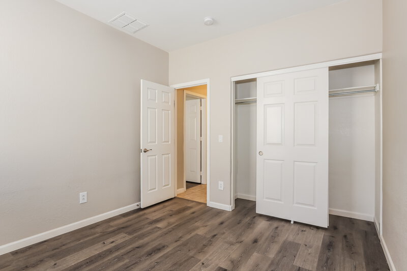2,330/Mo, 40994 N Vine Ave San Tan Valley, AZ 85140 Bedroom View 2