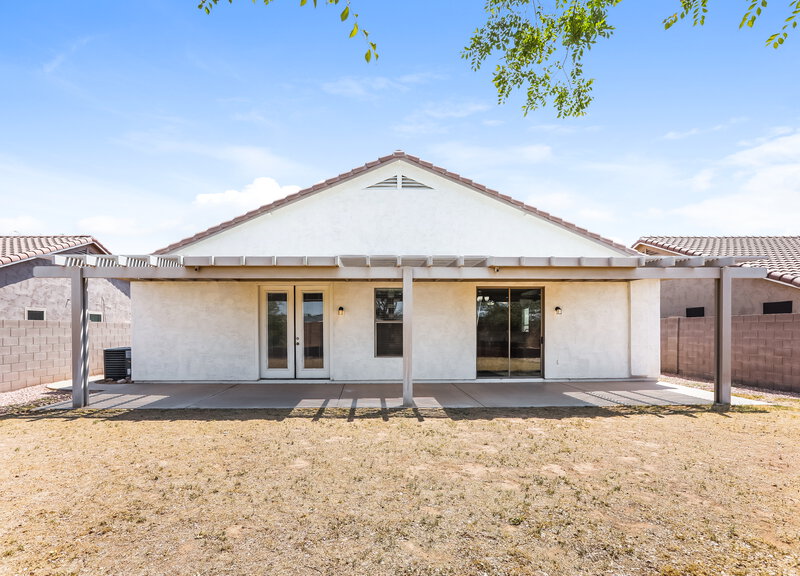 2,015/Mo, 40994 N Vine Ave San Tan Valley, AZ 85140 Rear View