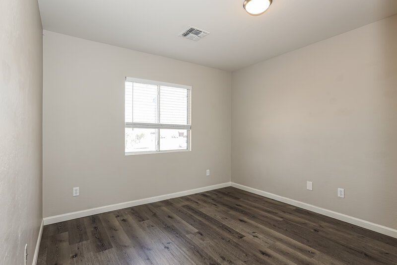 1,795/Mo, 12422 W Sharon Dr El Mirage, AZ 85335 Bedroom View