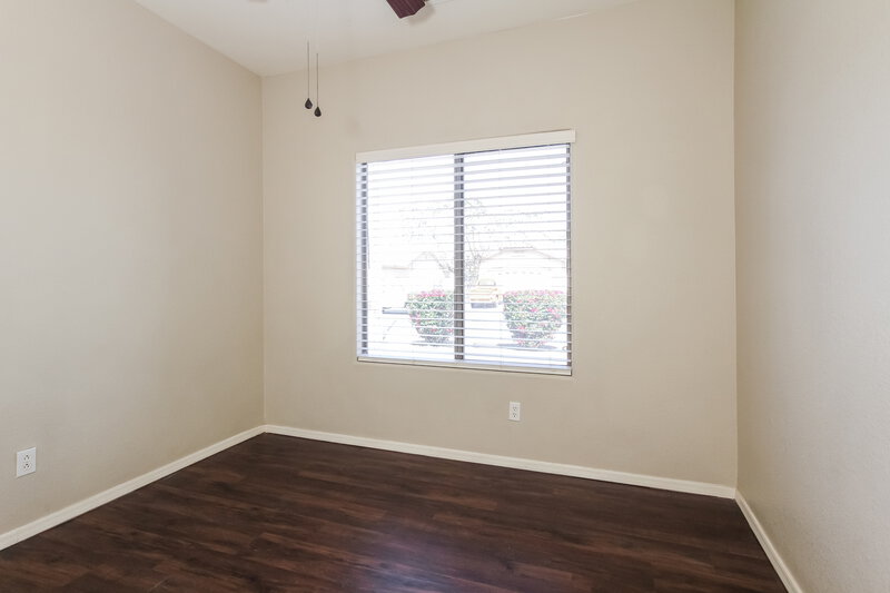 1,985/Mo, 505 W Del Rio Ln Avondale, AZ 85323 Bedroom View 2