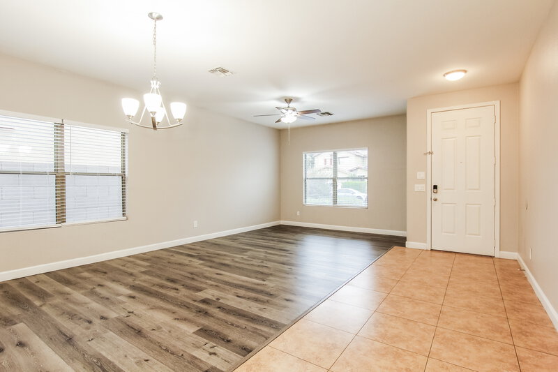 2,120/Mo, 2611 W Bloch Rd Phoenix, AZ 85041 Dining Room View