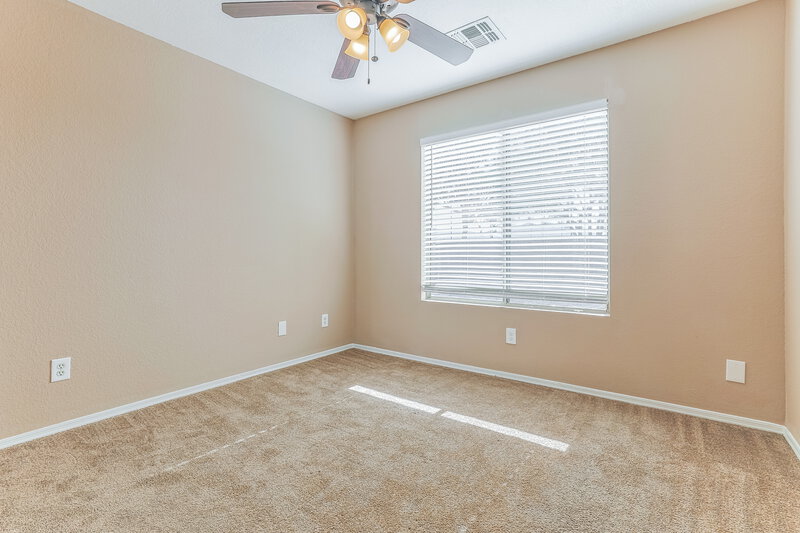 2,185/Mo, 3833 W Darrow St Phoenix, AZ 85041 Bedroom View 2