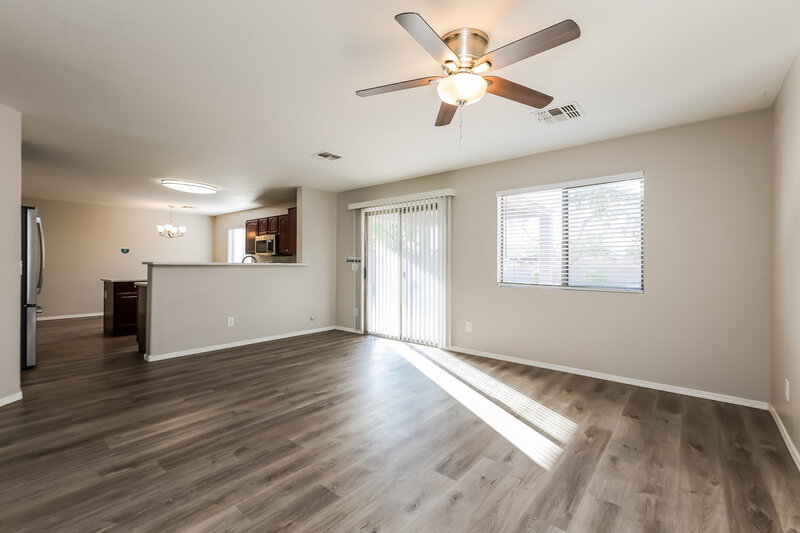 2,275/Mo, 3249 W Pecan Rd Phoenix, AZ 85041 Living Room View 2