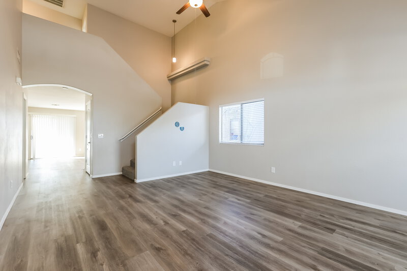 2,275/Mo, 3249 W Pecan Rd Phoenix, AZ 85041 Living Room View 3
