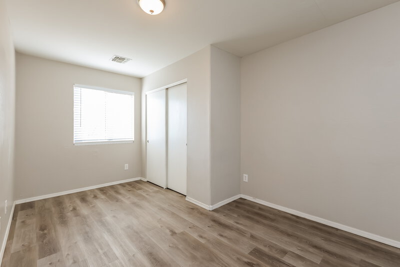2,275/Mo, 3249 W Pecan Rd Phoenix, AZ 85041 Bedroom View