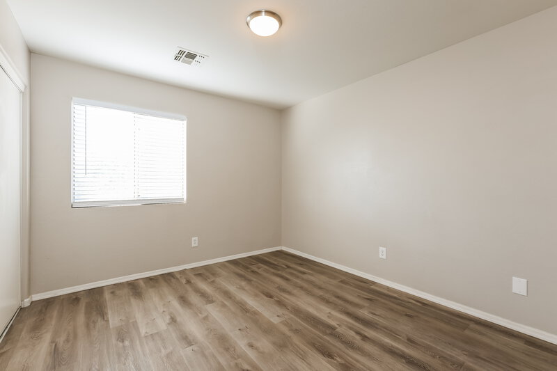 2,275/Mo, 3249 W Pecan Rd Phoenix, AZ 85041 Bedroom View 2