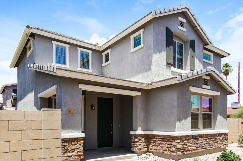 2,050/Mo, 5720 E Butte St Mesa, AZ 85205 Front View