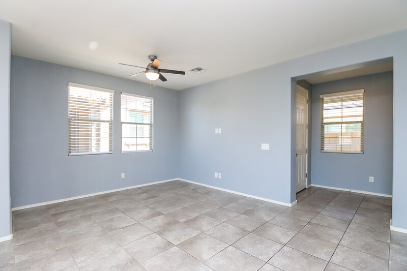 2,135/Mo, 5720 E Butte St Mesa, AZ 85205 Living Room View
