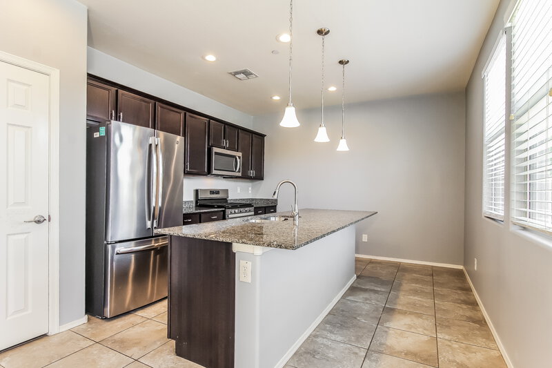 2,050/Mo, 5720 E Butte St Mesa, AZ 85205 Kitchen View
