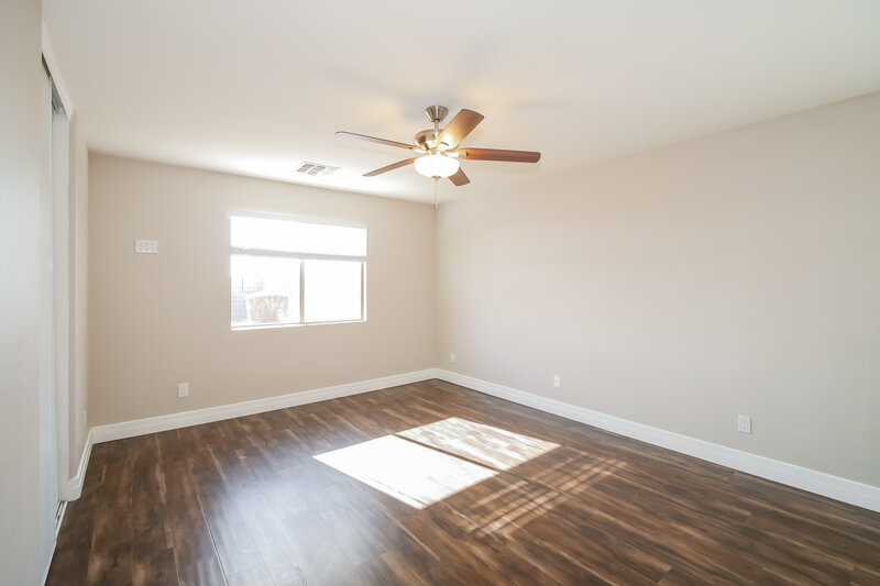 1,685/Mo, 1329 E Omega Dr San Tan Valley, AZ 85143 Main Bedroom View