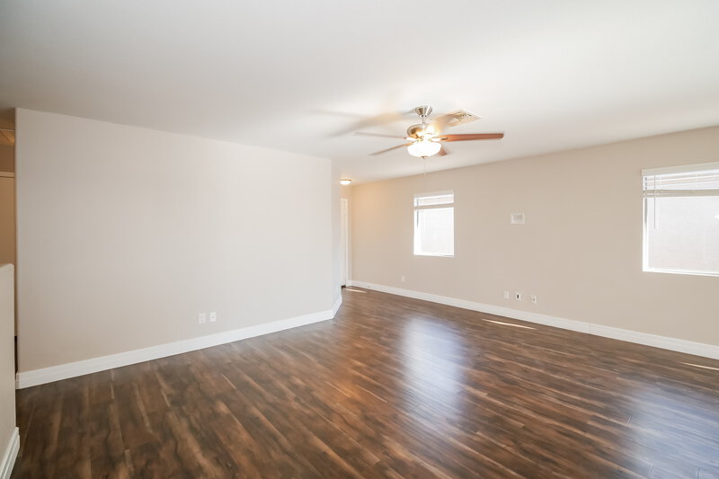 1,685/Mo, 1329 E Omega Dr San Tan Valley, AZ 85143 Bedroom View 2